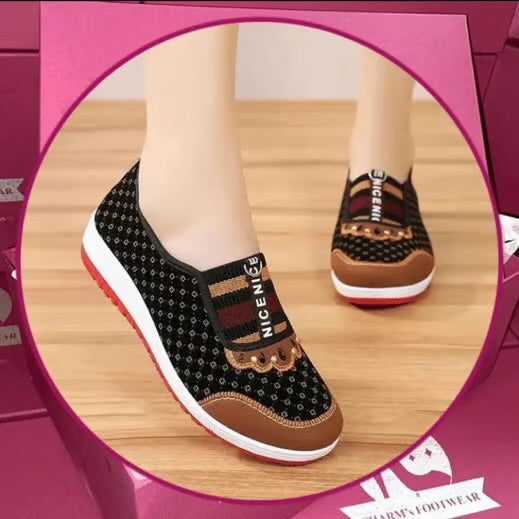 Ladies
Sneakers (PreOrder)