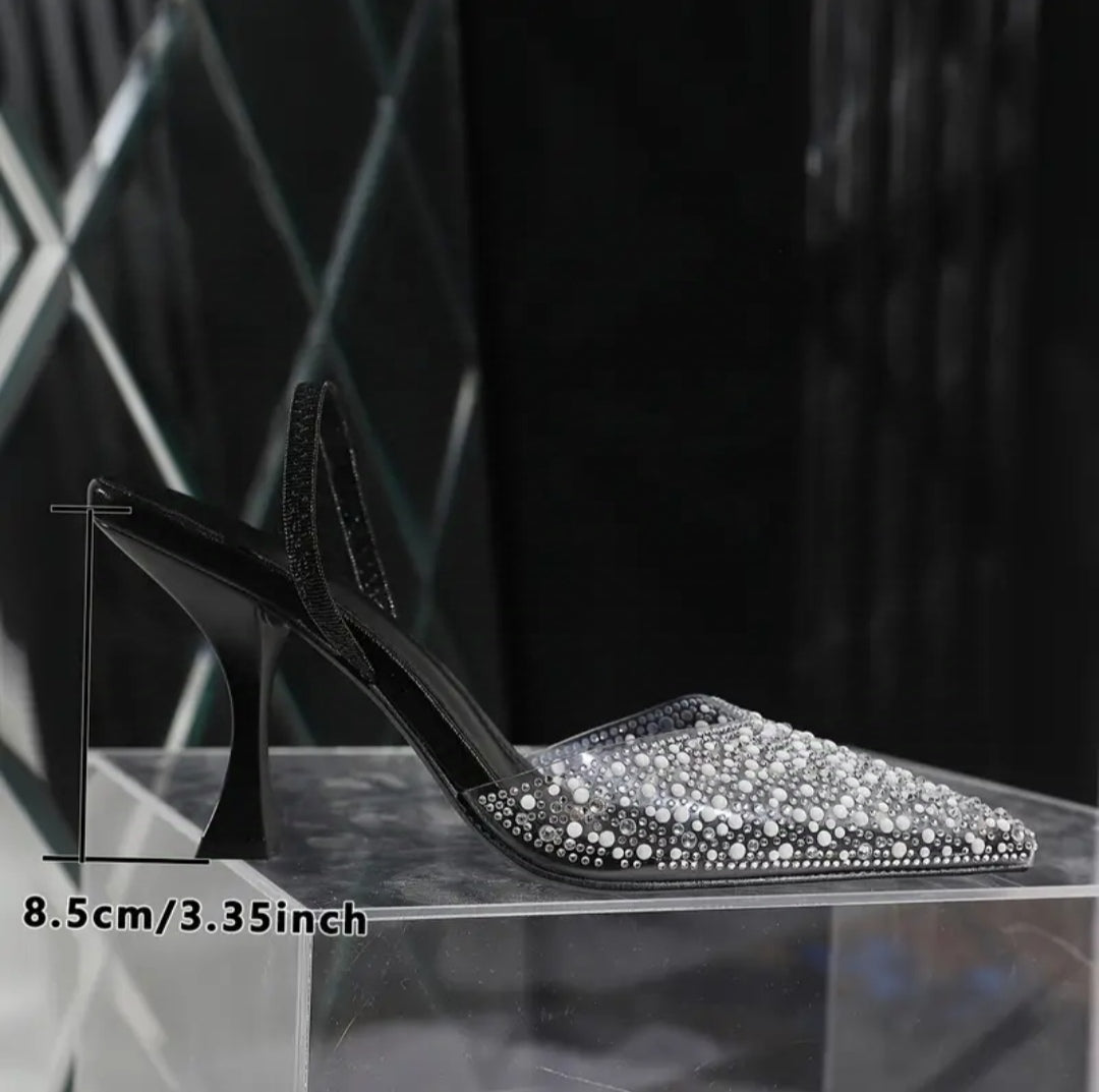 Pearls Black heels