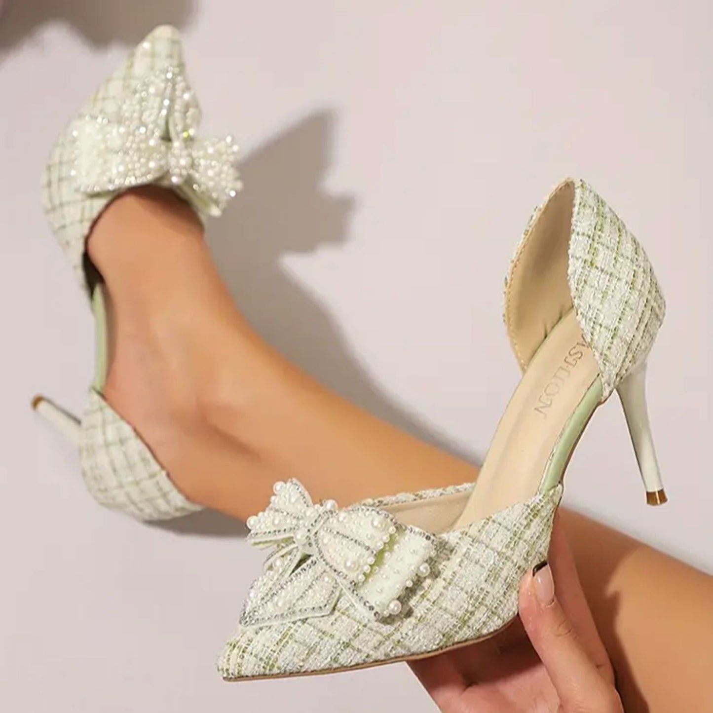 Bow Heels