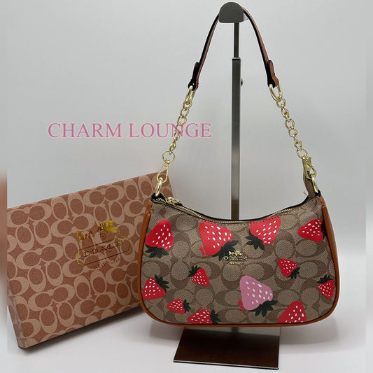 Coach Trendy Bags🍓 (PreOrder)