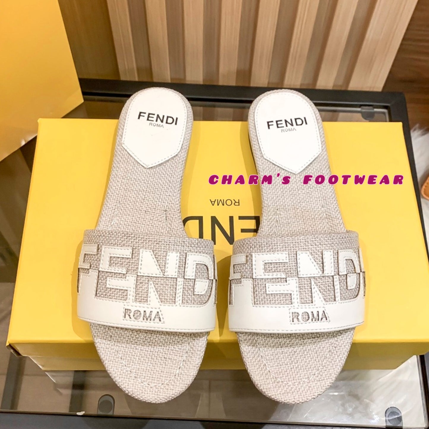 FENDI Roma Slippers (PreOrder)