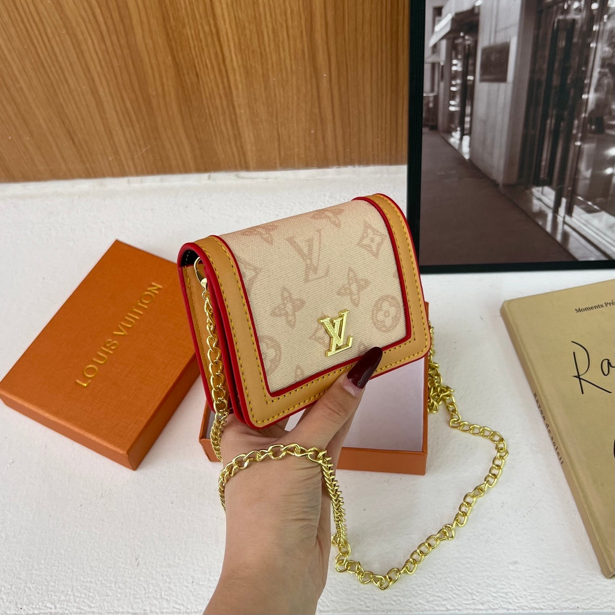 LV mini Chain Wallets