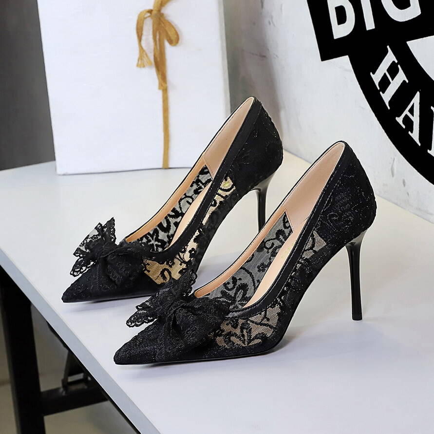 Original BIGTREE Mesh bow heels