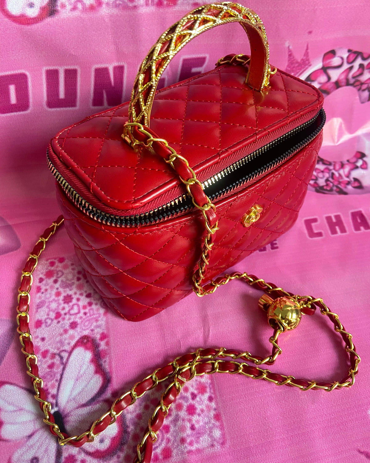 Quilted- Red Vanity Style Bag✨
