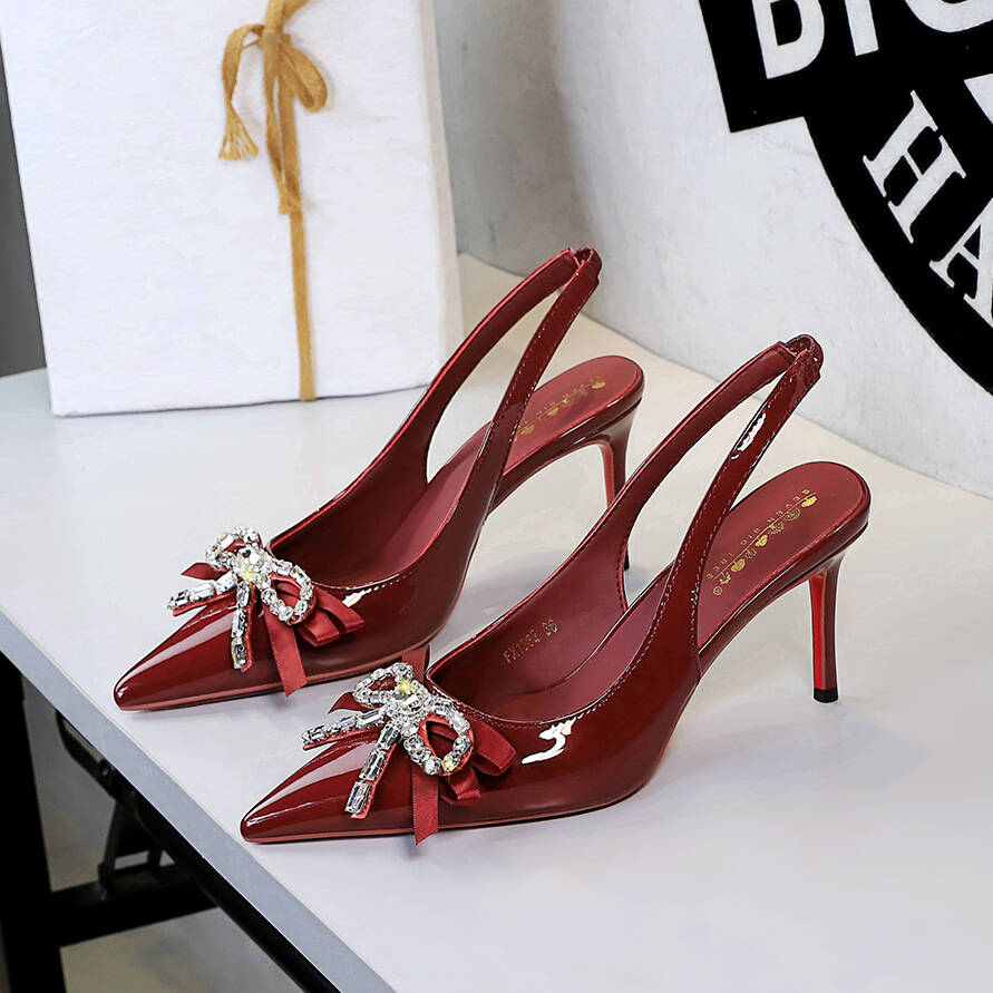 Original BIGTREE slingback heels