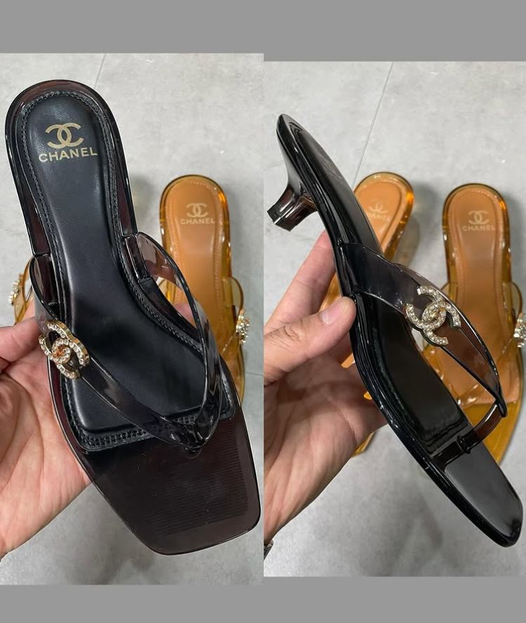 CHANEL jelly heels