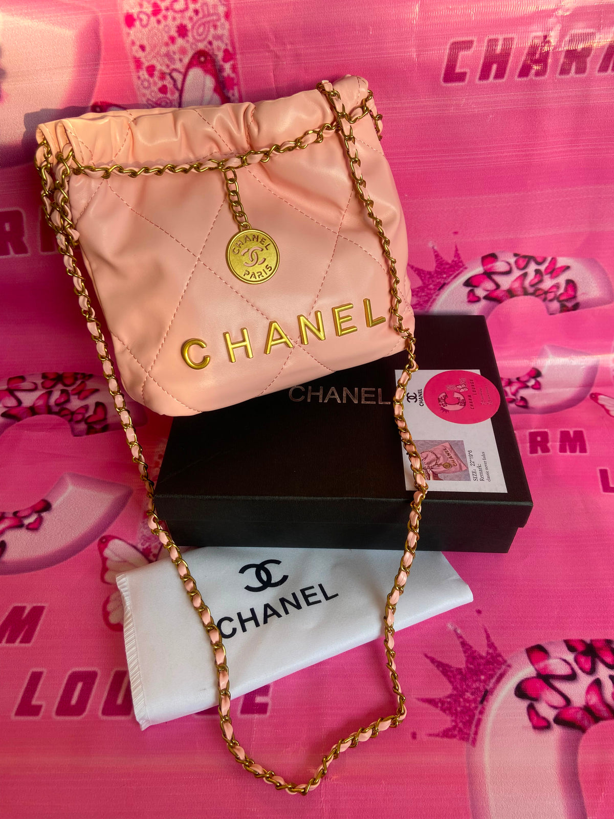 CHANEL 22 mini handbag
