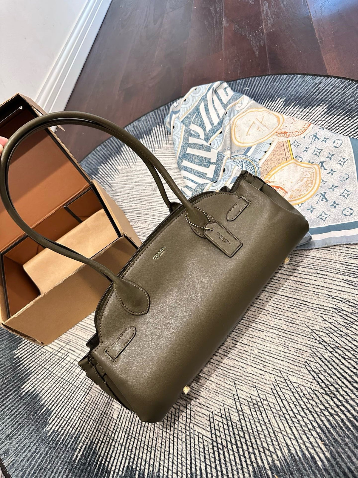 COACH Empire Carryall 34 - Bags