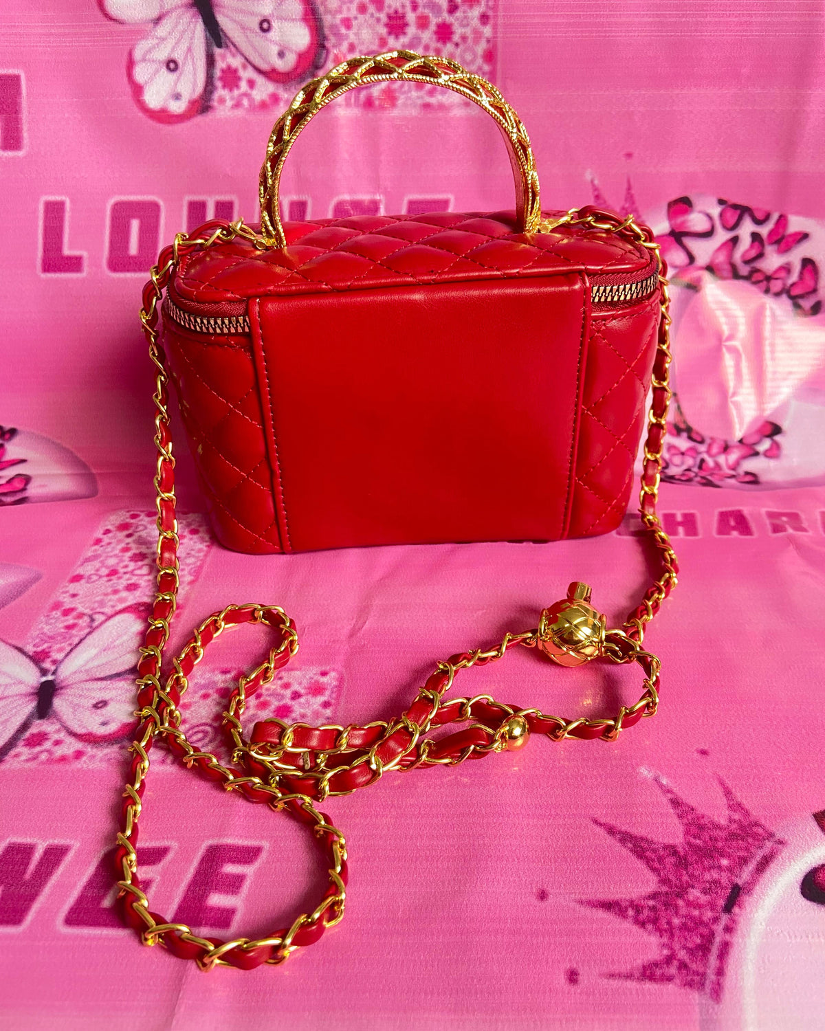 Quilted- Red Vanity Style Bag✨