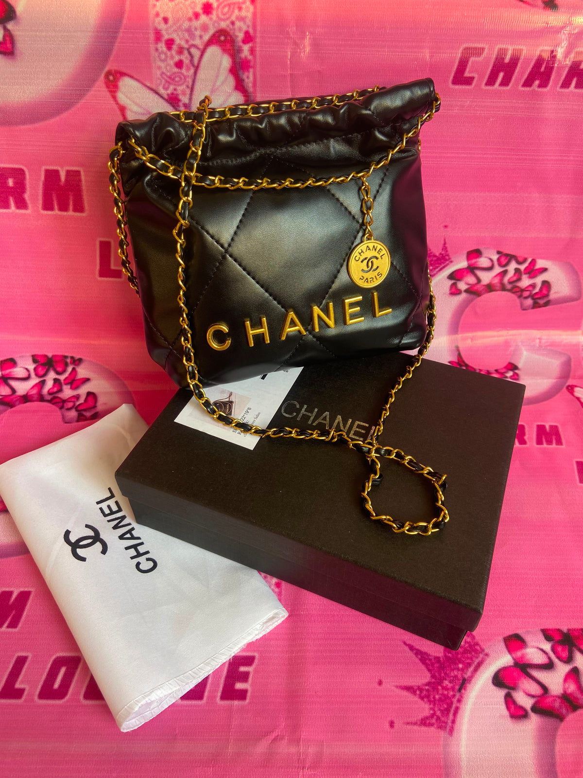CHANEL 22 mini handbag