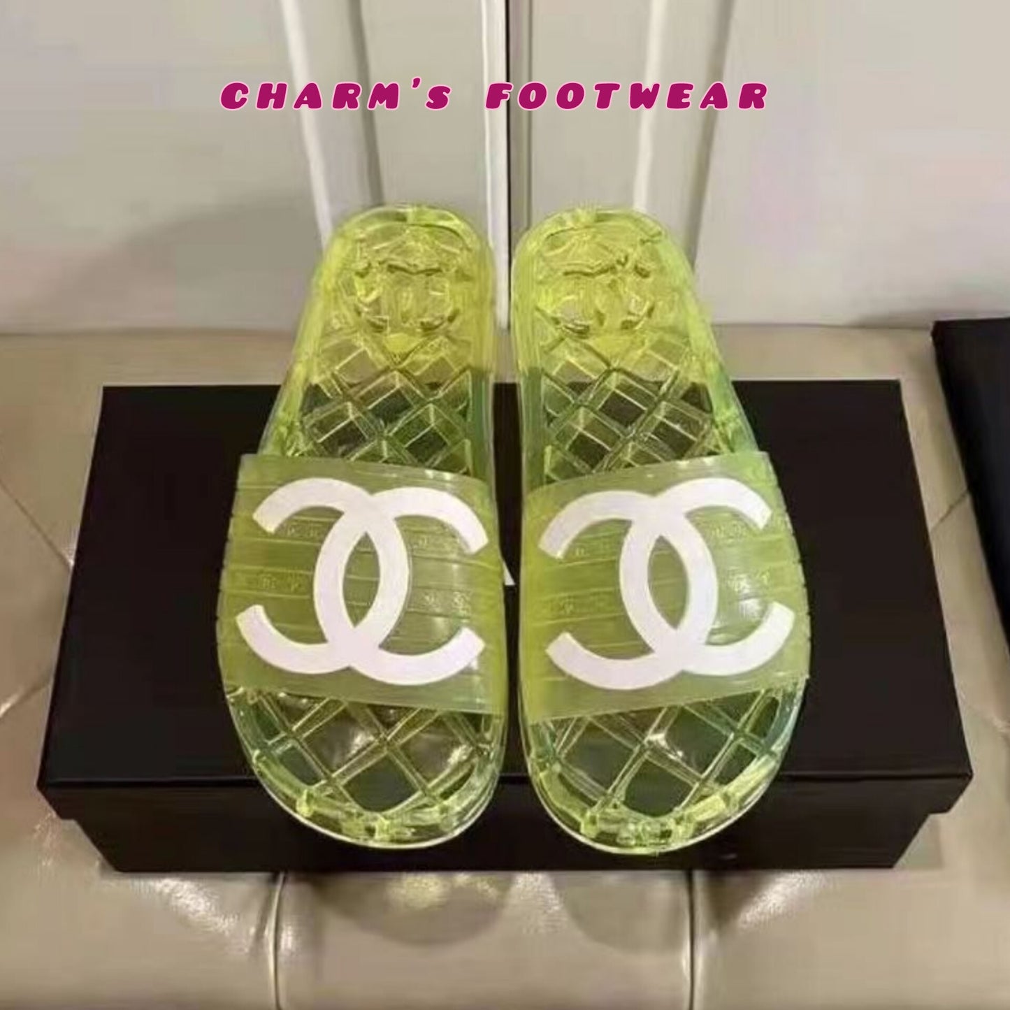 CHANNEL jelly Slippers